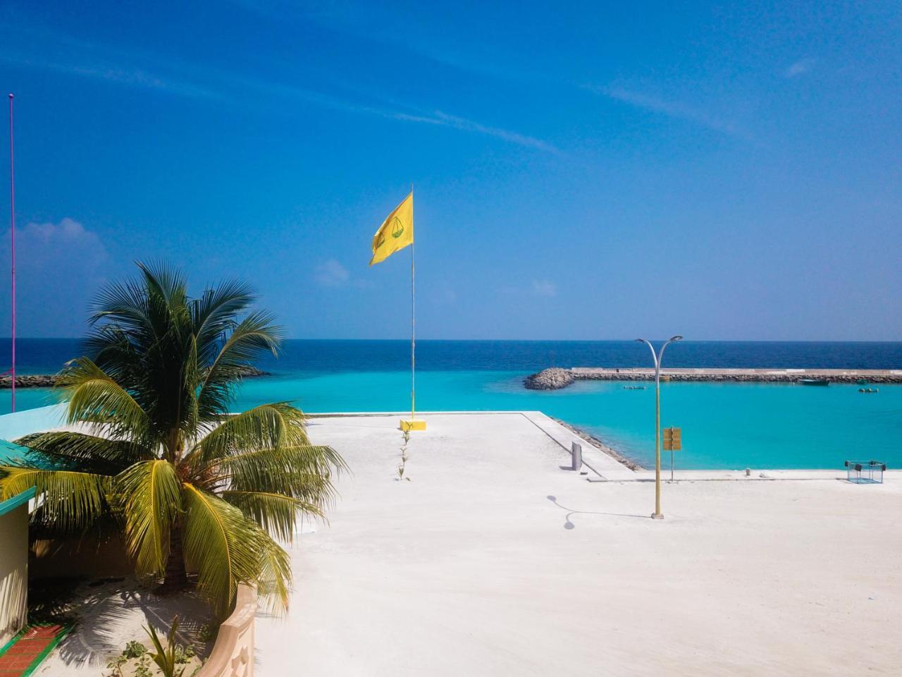 Koimala Ukulhas Island